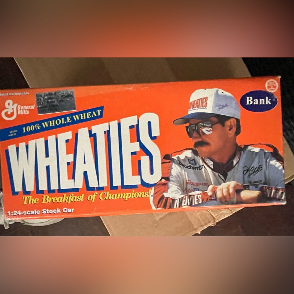 Dale Earnhardt Wheaties Bank 1997 Monte Carlo. Limited Edition!